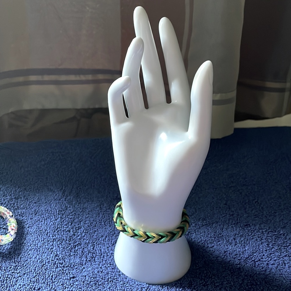 Multicolored Fishtail Bracelets - Picture 13 of 14